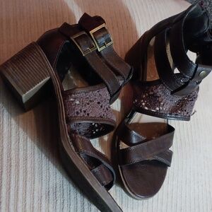 !!Good Karma Faux Leather & Crocheted Sandals Size 7.5